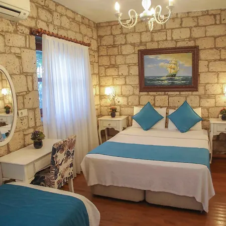 بيت ضيافة Kavalali 4*