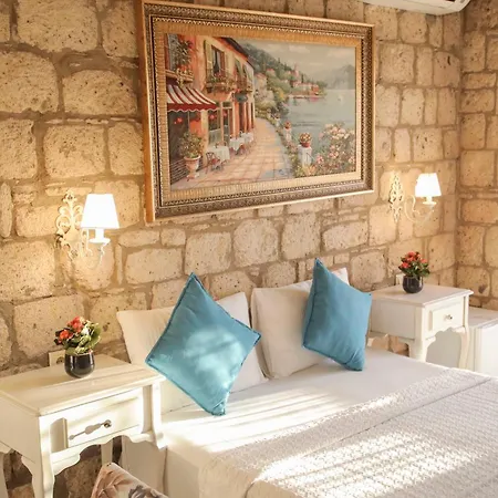 بيت ضيافة Kavalali 4*